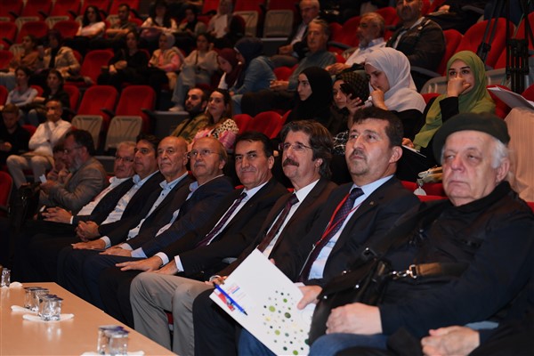 Osmangazi’de Necip Fazıl Kısakürek’in hayatı ve eserleri konuşuldu