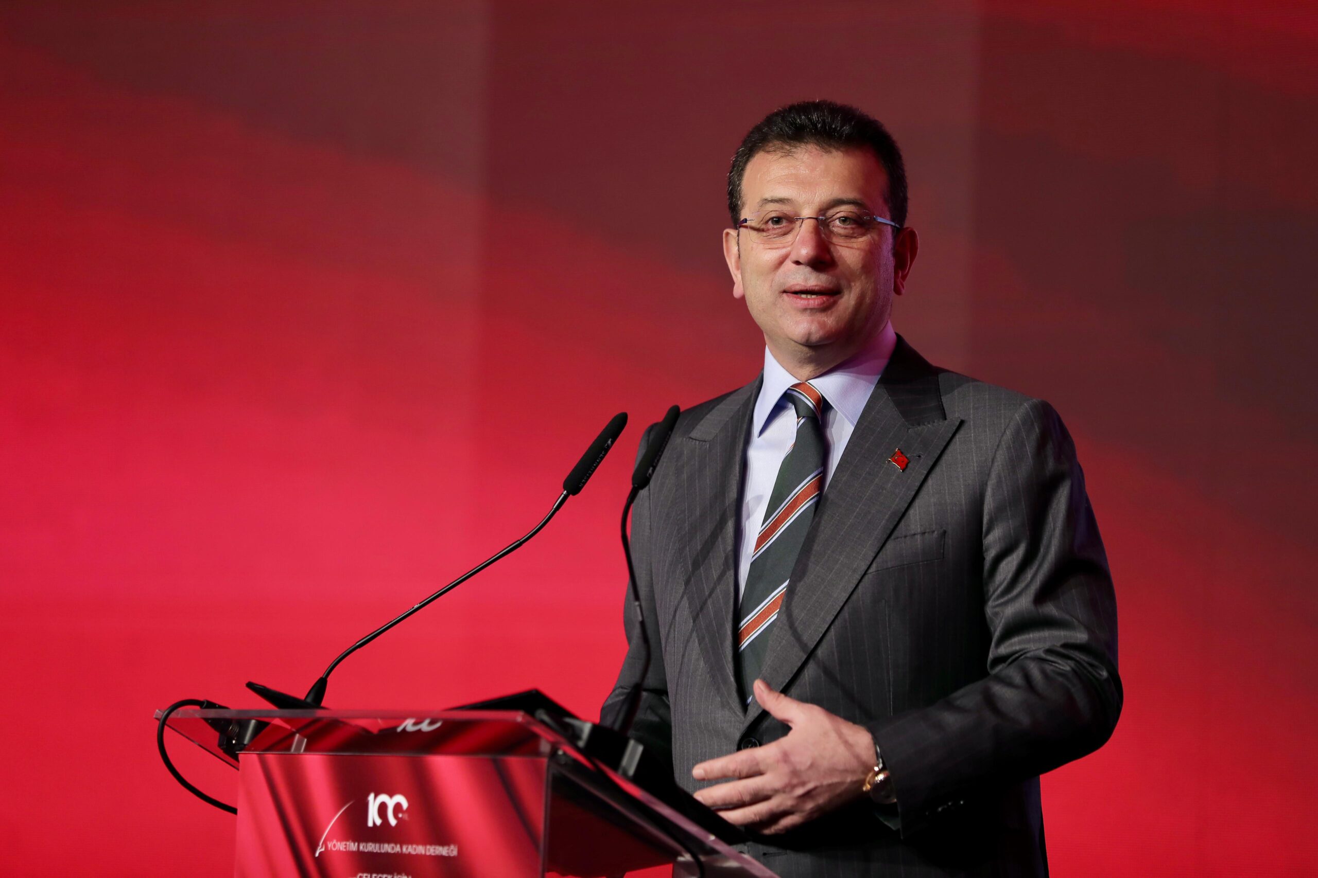 İmamoğlu, Gelecek İçin Kadın Gücü Zirvesi’ne katıldı