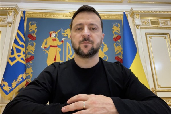 Zelenski: “Çatışmada ve savaş görevinde olanlara minnettarım”