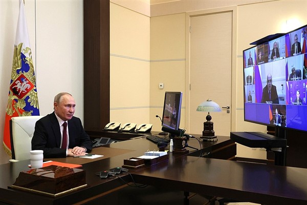 Putin, Güvenlik Konseyi’nin daimi üyeleriyle toplantı yaptı