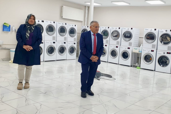 Başkan Büyükkılıç, Çamaşır Yıkama Merkezi’nde incelemelerde bulundu