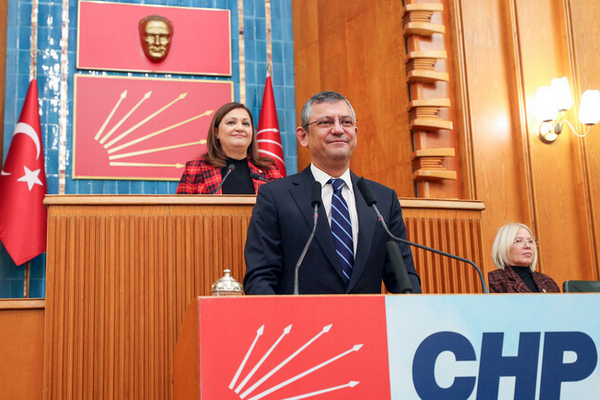 Özel, Enver Salih Dinçer için taziye mesajı yayınladı