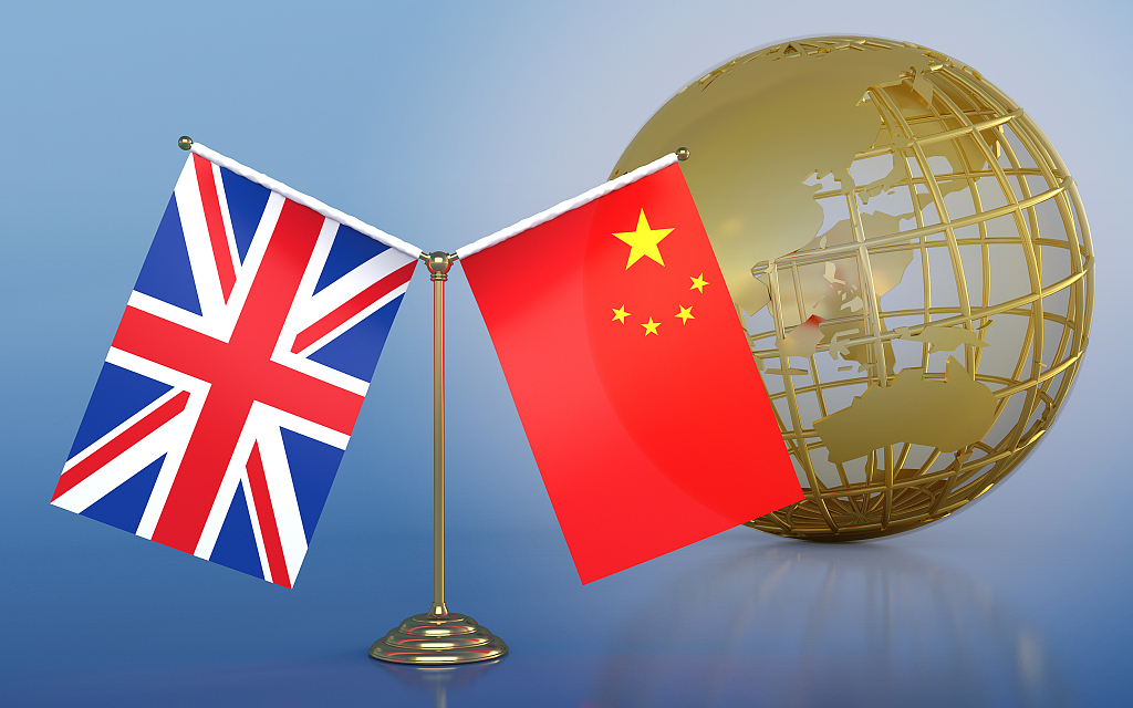 Wang Yi, İngiltere dışişleri bakanıyla telefon görüşmesi yaptı