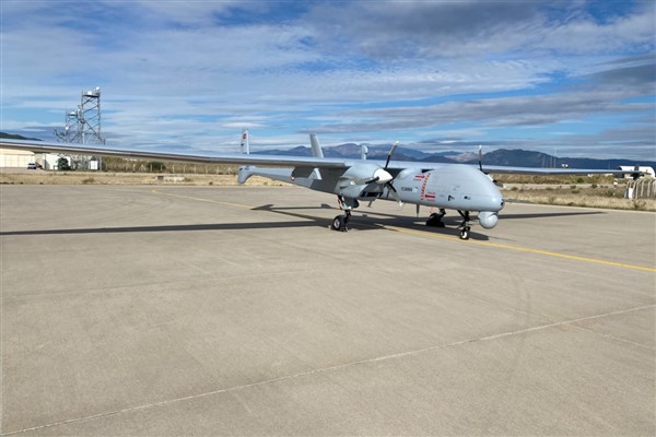 Aksungur İHA, düzenlenen törenle Deniz Kuvvetleri Komutanlığı’na katıldı