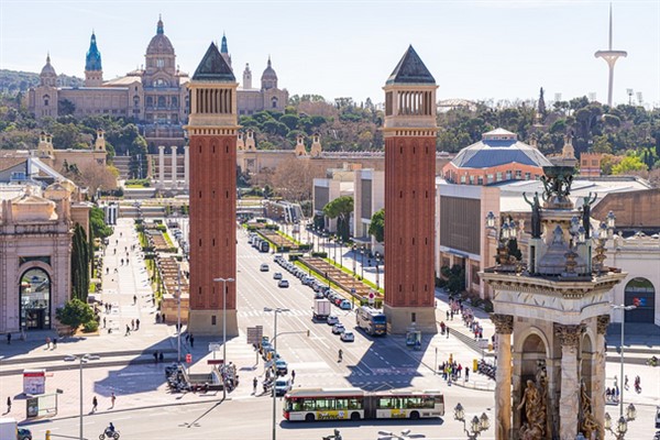 İspanya Başbakanı Sanchez’den parlamento güçlerine çağrı