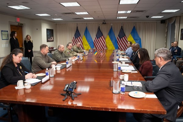 Yermak ve Umerov, ABD Savunma Bakanı Lloyd Austin ile toplantı yaptı