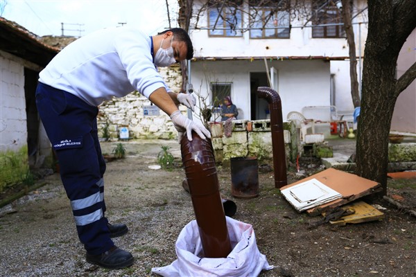 Muğla Büyükşehir, Kırsaldaki Çınarlar projesi ile yaşlıların yanında