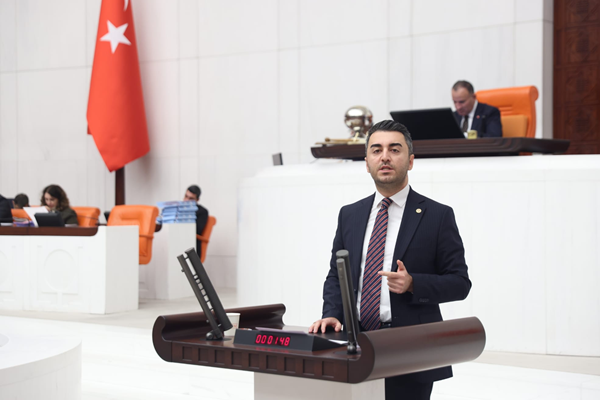 Avşar: “İktidar ülkemizi bir türlü bitmeyen şantiye sahasına çevirdi”