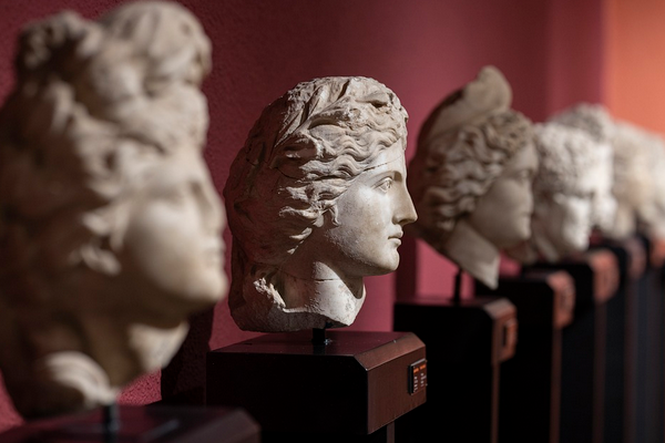 Bakan Ersoy: “Antakya’yı çok daha güzel bir turizm kenti olarak hayata kazandıracağız”