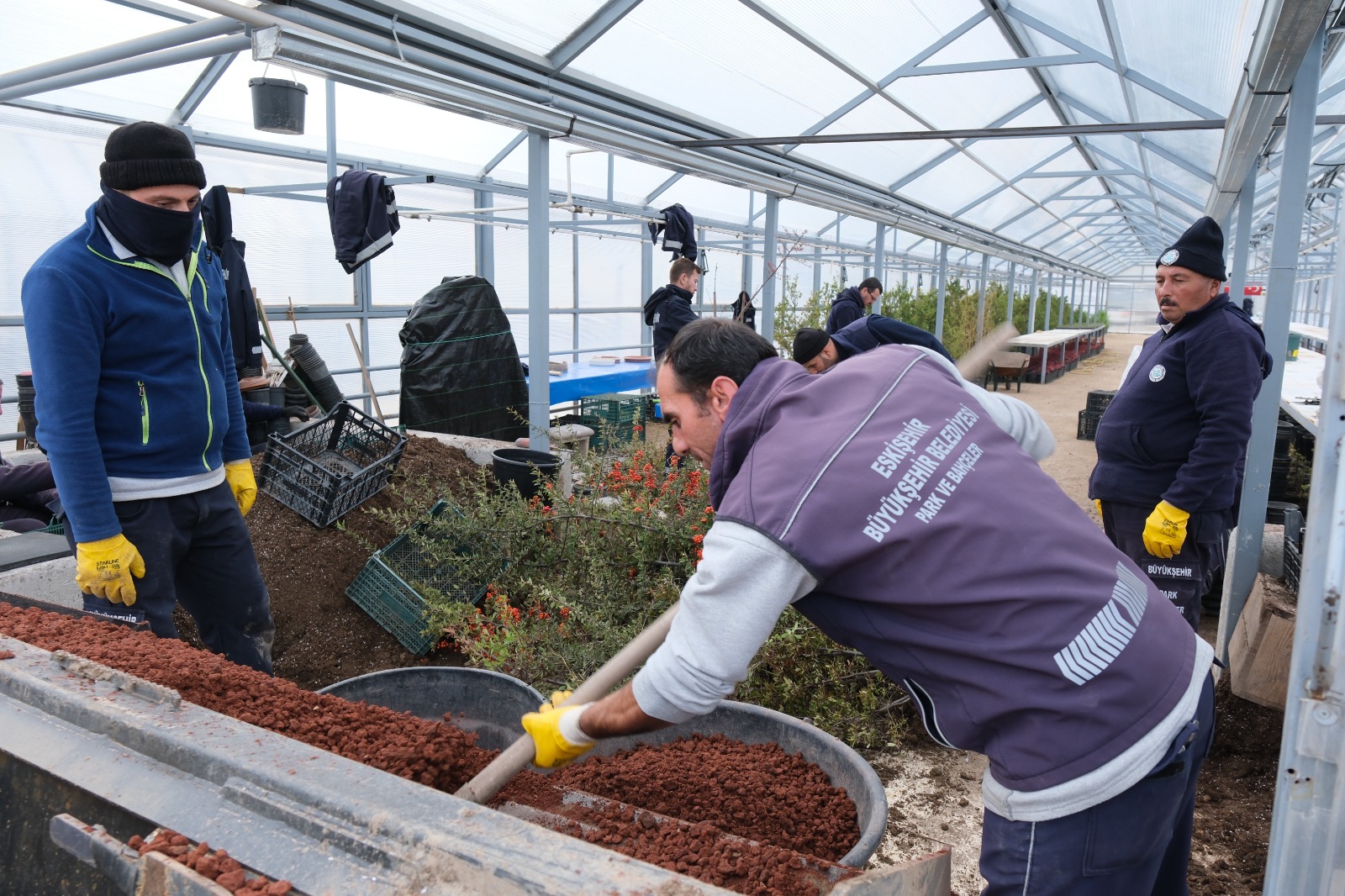 Atık malzemelere yeniden hayat verildi