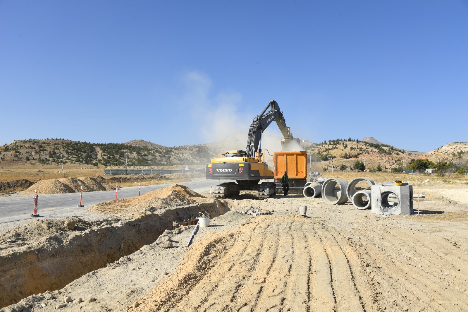 KOSKİ’den Sarayköy Mahallesi’ne yeni kanalizasyon şebekesi