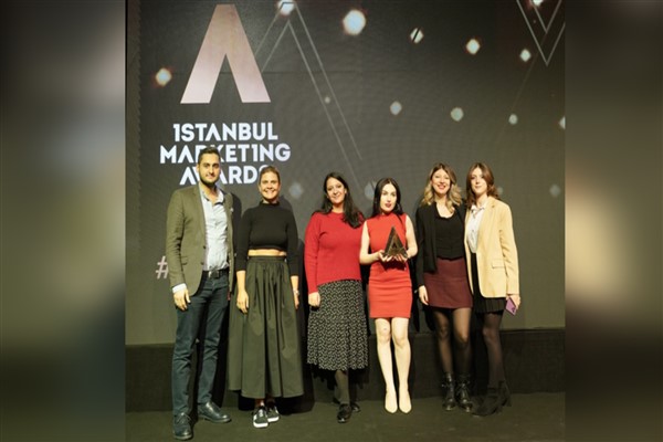 EasyCep başarılarını 3 ödülle taçlandırdı