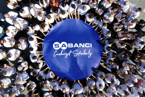 Sabancı Topluluğu, Cumhuriyetin 100. yılını 10 bini aşkın gönüllüsüyle çalışarak kutladı