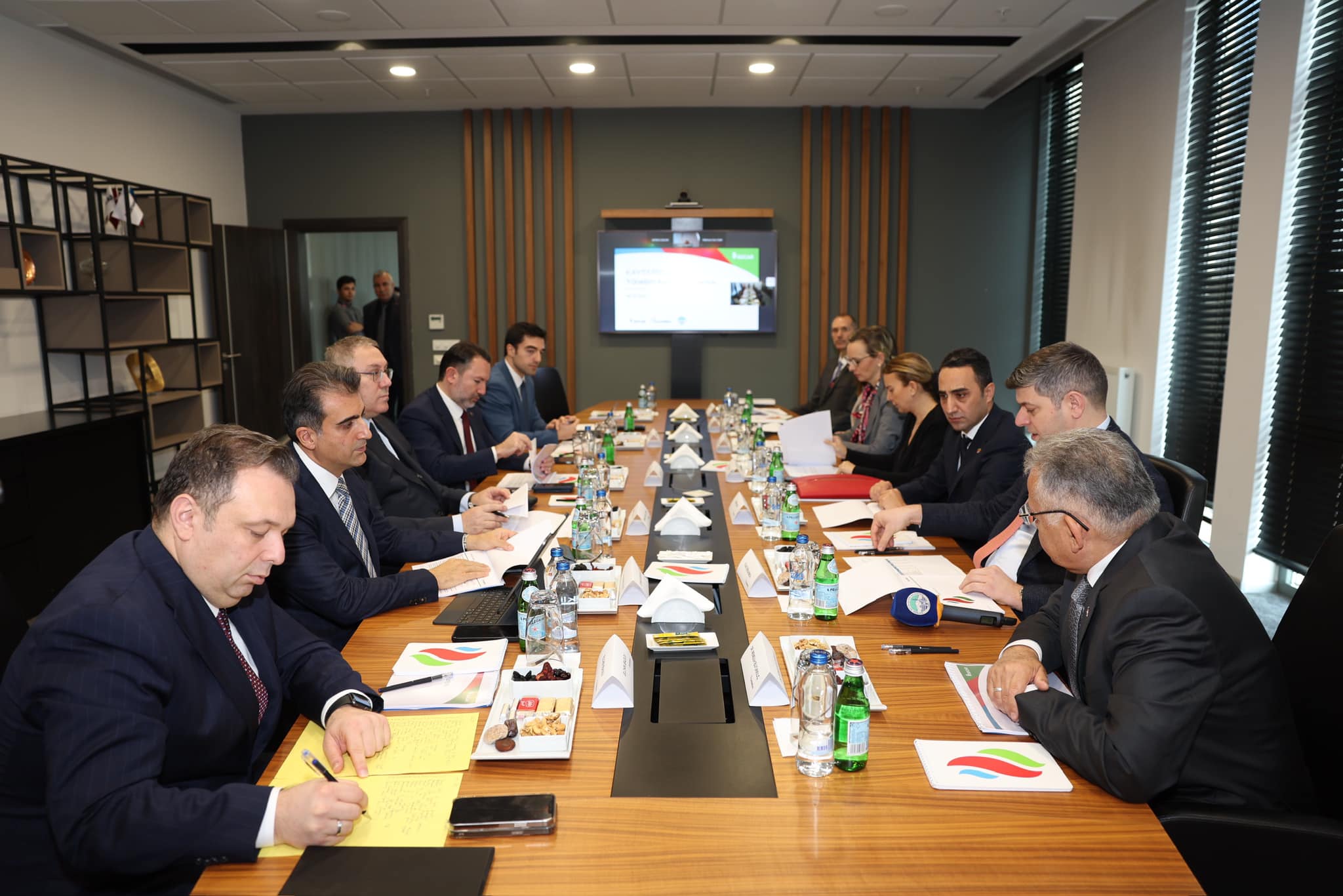 Başkan Büyükkılıç, Kayserigaz Yönetim Kurulu Toplantısı’na katıldı