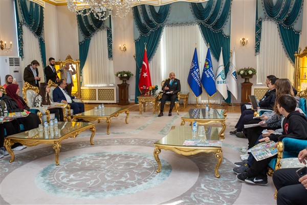 ”Filistin’ de Yaşananlar” konulu resim ve şiir yarışmasının ödülleri verildi