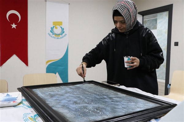 Haliliye’de kadınlara yaşam alanları sunuluyor