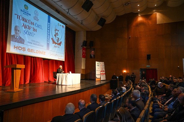 Mehmet Akif Ersoy, Malatya’da düzenlenen törenle anıldı