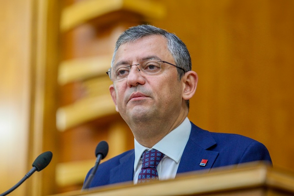 CHP Genel Başkanı Özel, Necip Hablemitoğlu’nu andı