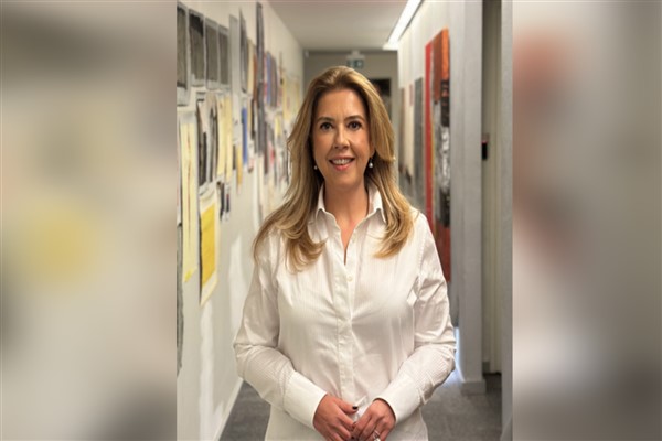 ÜNLÜ & Co Yönetici Direktörü Elif Özer’e İki Ayrı CHRO Ödülü