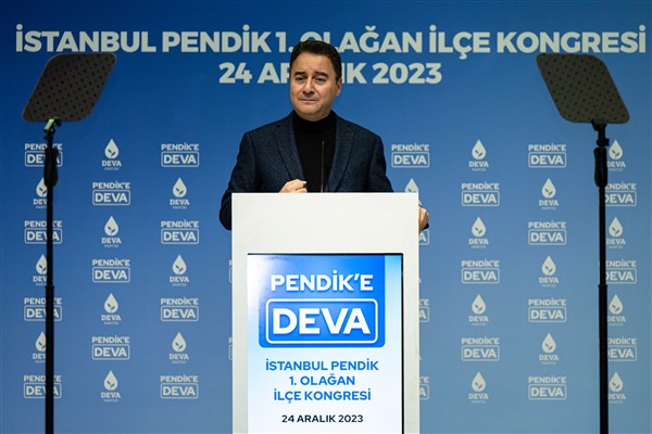 Babacan: “Emeklilerimiz aylıklarını eczanelere bırakıyor”