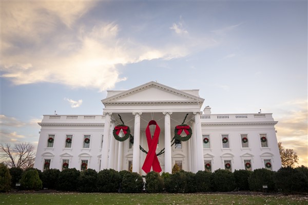 ABD Başkanı Biden: “HIV bulaşmasını ortadan kaldırabiliriz”