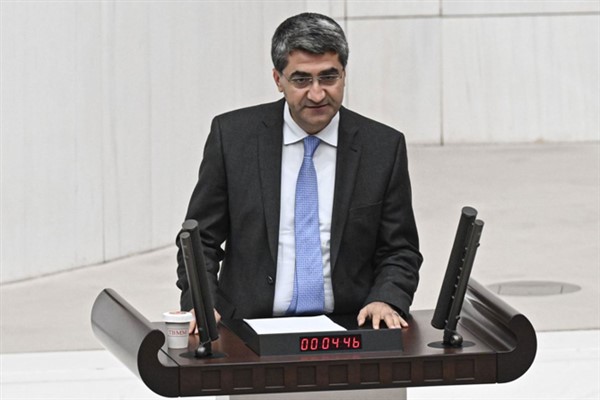 DEVA Partili Ekmen:  “Torba yasalar, yasamayı kadük hale getirmektedir”