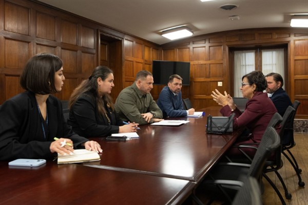Yermak, ABD’nin Ukrayna Ekonomik İyileşme Özel Temsilcisi Pritzker ile bir araya geldi