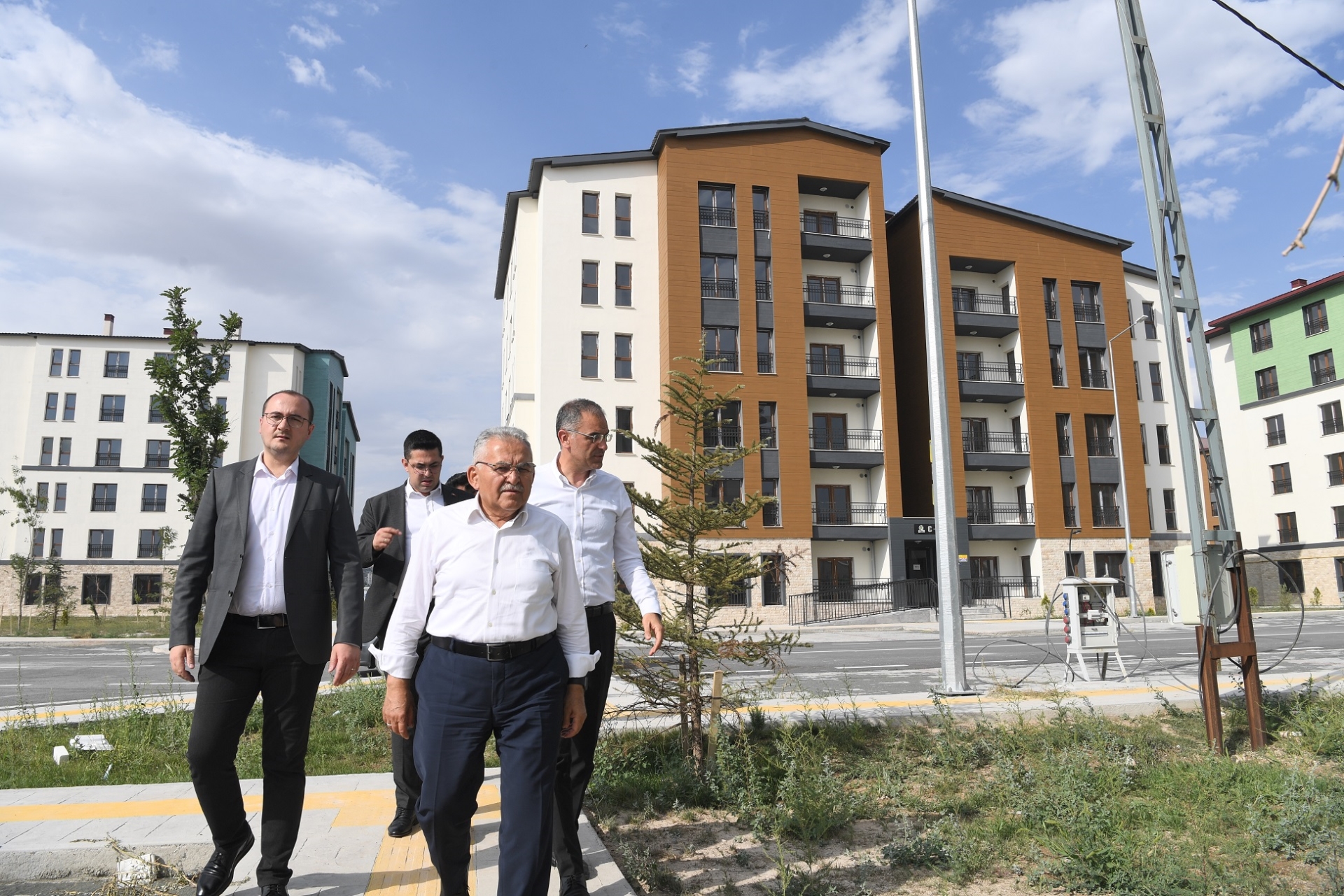 Başkan Büyükkılıç: “618 adet konutun temeli atılıyor”