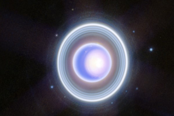 James Webb Uzay Teleskobu, yeni bir Uranüs fotoğrafı çekti