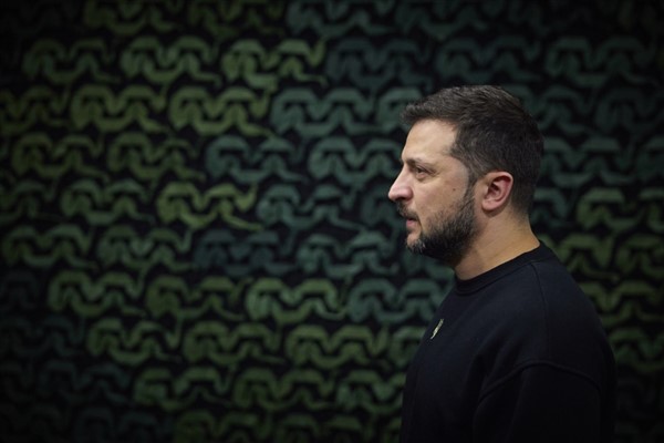 Zelenski’den 110. Marko Bezruchko Mekanize Tugayı’nın mevzilerine ziyaret