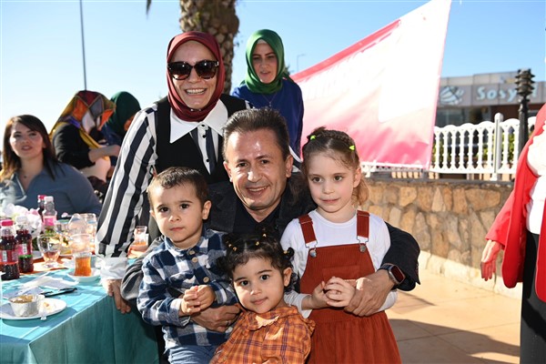 Gönüller bir oldu, Mahalle Gönüllüleri Tuzla’da buluştu