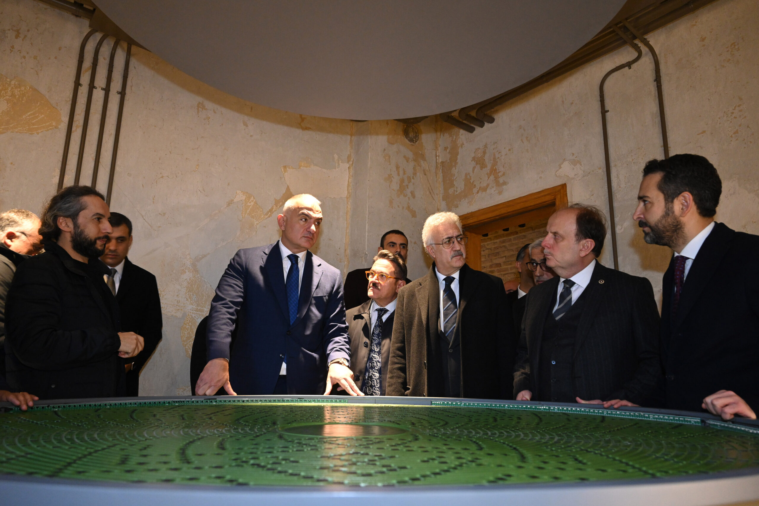 Bakan Ersoy, Konya’daki Depo No: 4’te incelemelerde bulundu