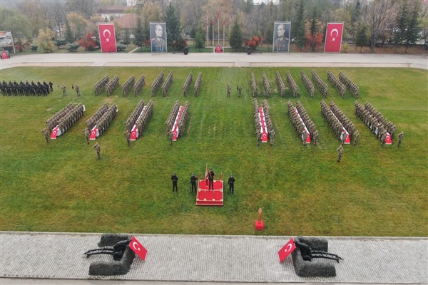 393’üncü Yedek Subay ve Yedek Astsubayların yemin törenleri yapıldı