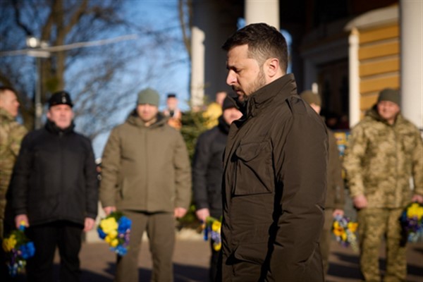 Zelenski: “Rusya, yılın başından bu yana 330’dan fazla füze ve 600 savaş drone’u fırlattı”