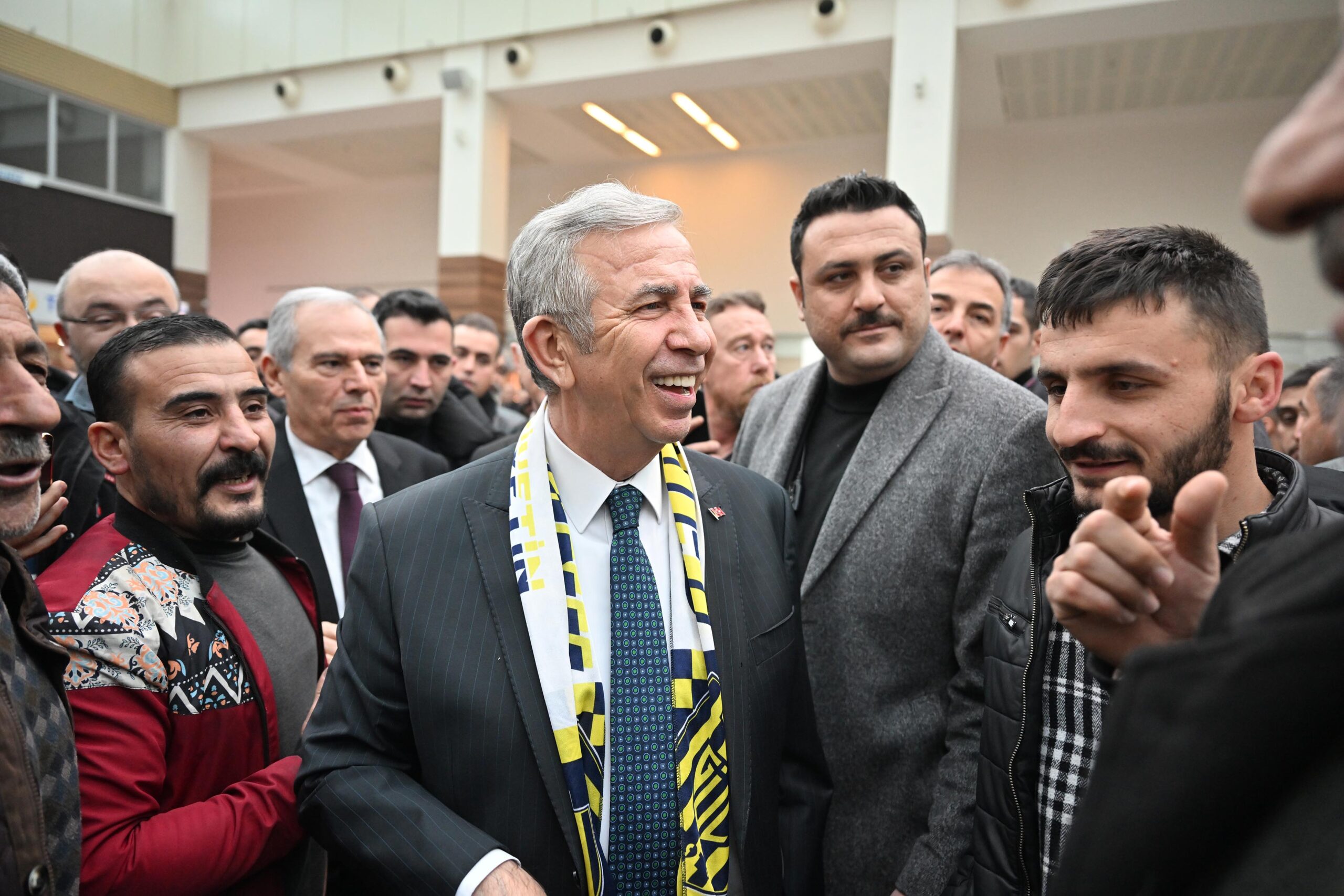 Başkan Yavaş, kamyoncu ve nakliyeci esnaflarla buluştu