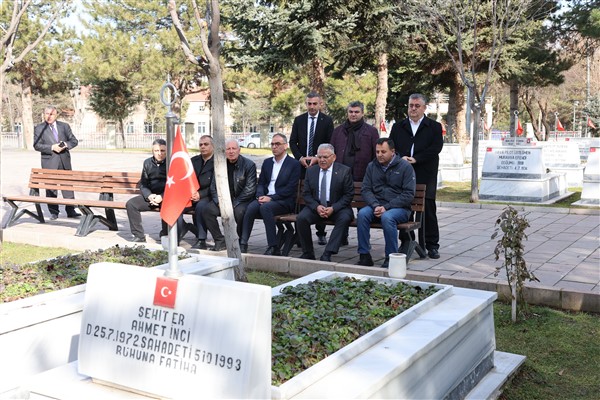 Başkan Büyükkılıç’tan şehitliklere ziyaret