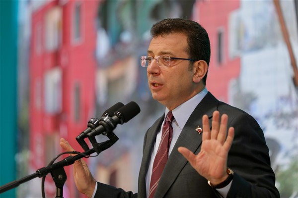 İmamoğlu: “Ekonomiyi yönetemeyenler kentsel dönüşümü de yönetemezler”