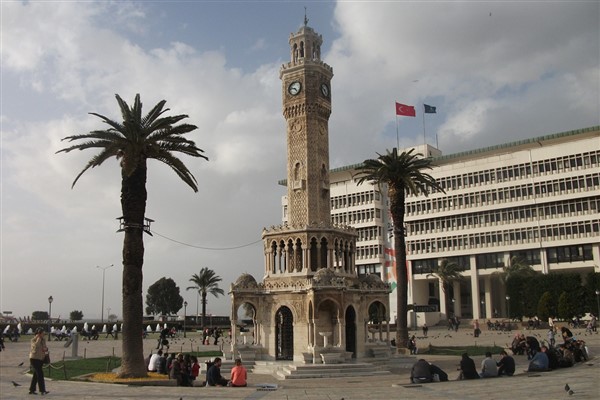 Bakan Bolat: “İzmirimizi hak ettiği yere birlikte ulaştıracağız”