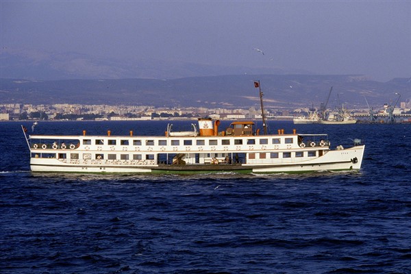 100 Yıllık Deniz Yolculuğu: Atatürk ve Cumhuriyet Gemileri Sergisi İzmir’de
