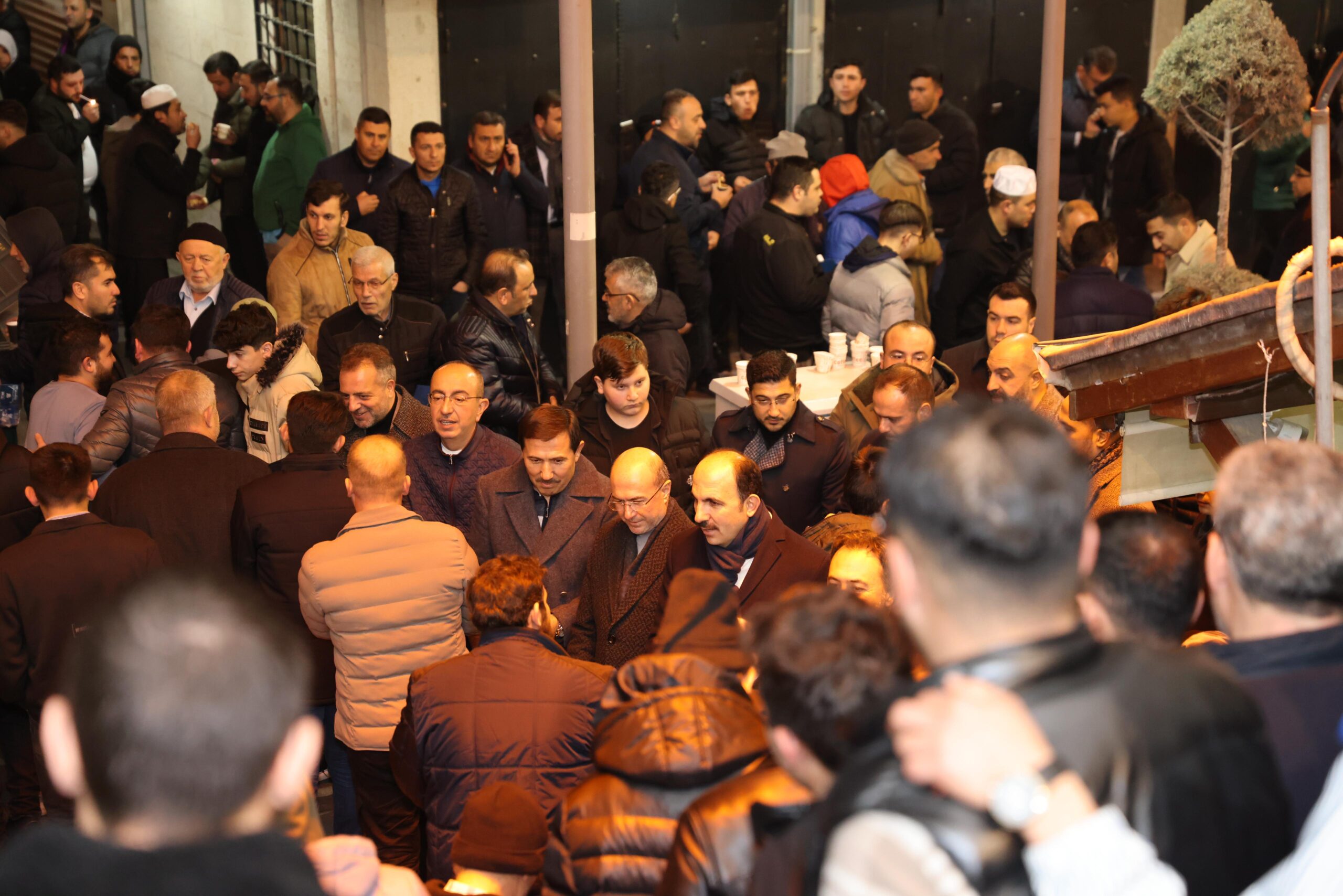 Başkan Altay, Regaip Kandili’nde Konyalılarla bir araya geldi