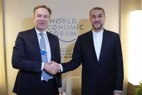 İran Dışişleri Bakanı Abdullahiyan, Dünya Ekonomik Forumu Başkanı Brende ile görüştü