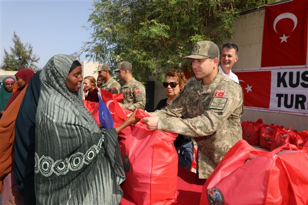 MSB’den Somali’ye gıda yardımı