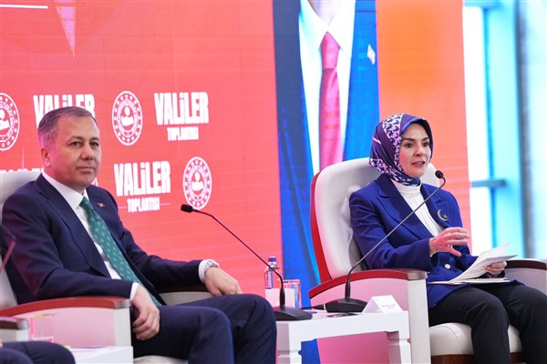 Bakan Yerlikaya: “Valiler Toplantımızın birinci oturumu başladı”