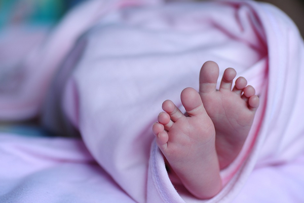 Yeni yılın ilk bebekleri dünyaya geldi