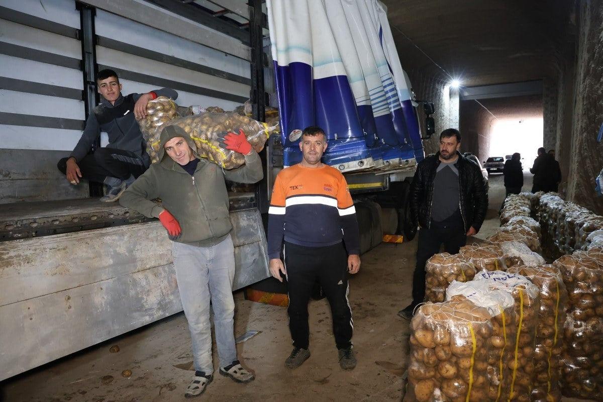 Kapadokya'daki doğal depolar, Türkiye'nin patateslerini koruyor