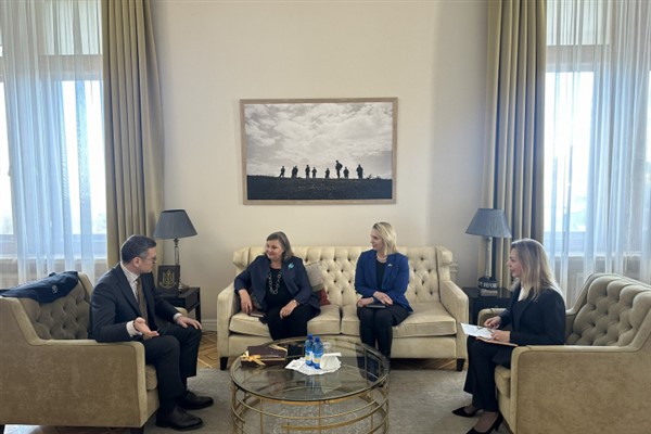 Ukrayna Dışişleri Bakanı Kuleba, ABD Dışişleri Bakanlığı Müsteşarı Nuland’ı kabul etti