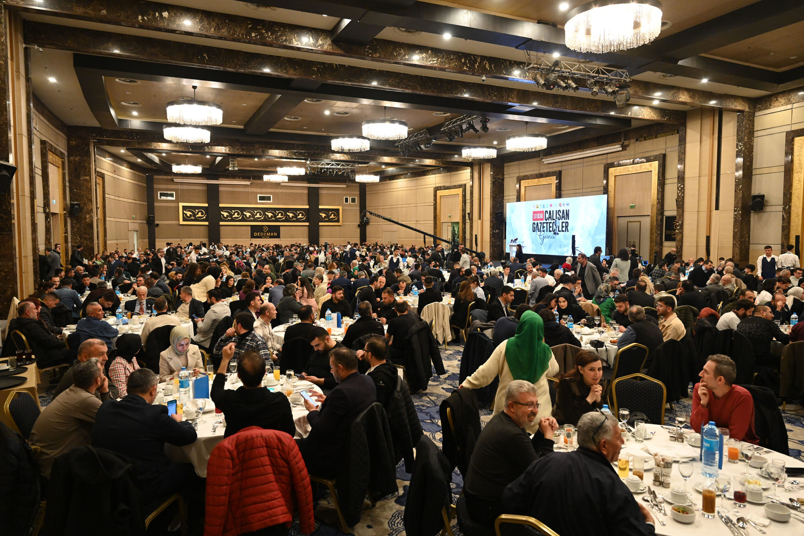 Büyükşehir Konya’daki basın yayın çalışanlarını buluşturdu