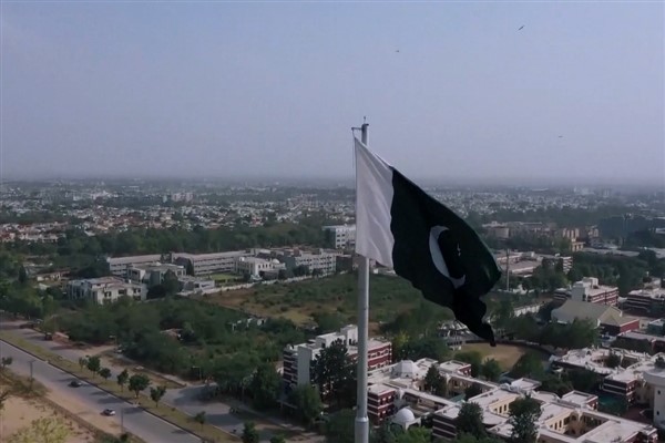 Pakistan, gerilimi azaltmak için İran’la anlaştı