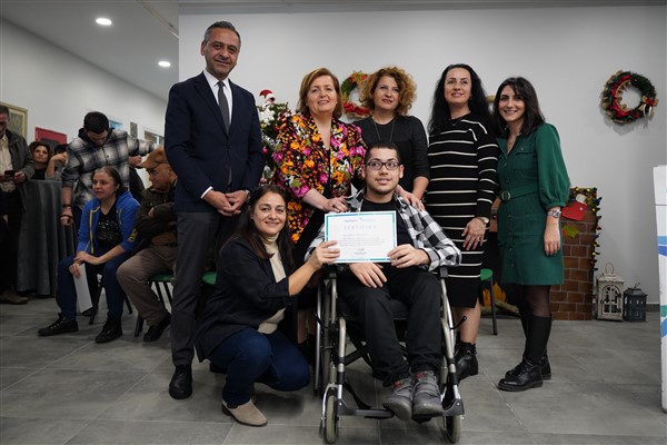 Beylikdüzü Engelsiz Yaşam Merkezi’nde karne heyecanı