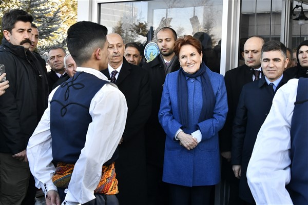 Akşener’den “Ümit Özlale” haberine yalanlama